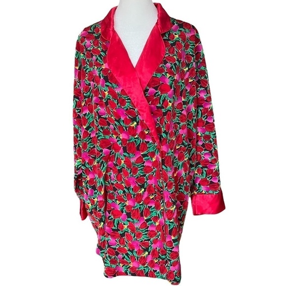 VICTORIA’S SECRET Gold Label Tulip Print Silky Sleep Shirt - Picture 1 of 6